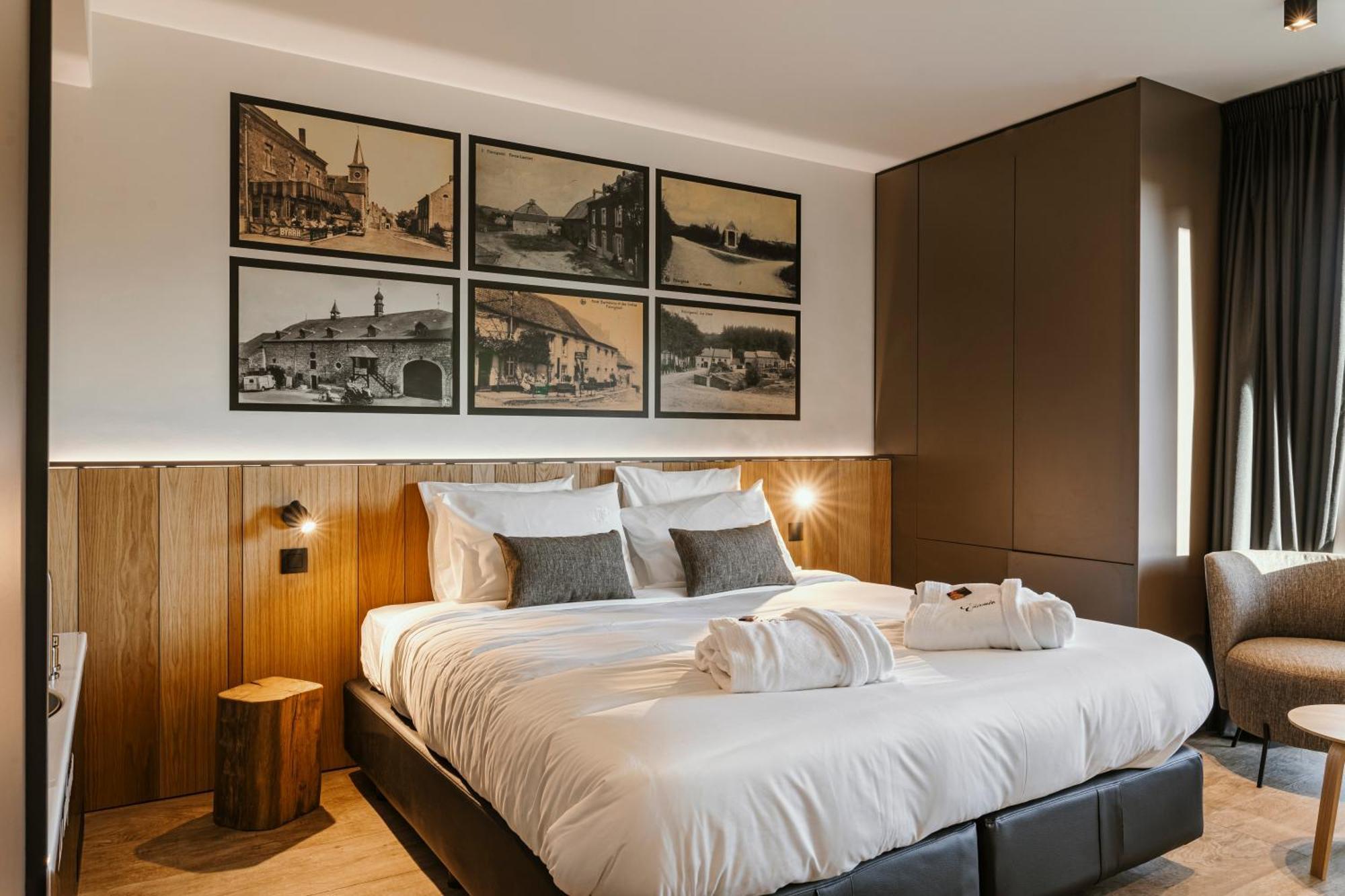 Cc Nomie Hotel Restaurant 디넝 외부 사진